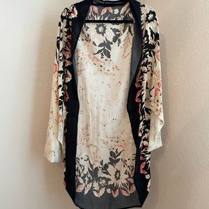 Anthropology Cocoon Style Kimono By Raffe